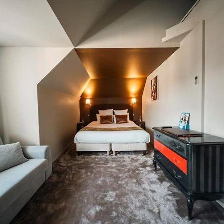 Brit Hotel Privilege Lisieux - La Villa Des Arts Zewnętrze zdjęcie