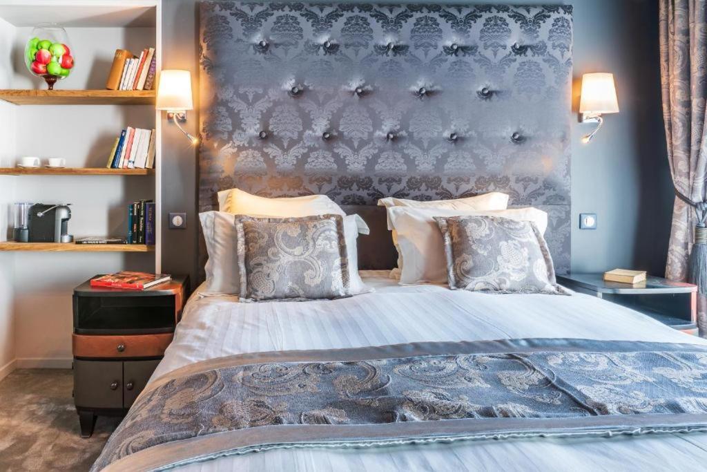 Brit Hotel Privilege Lisieux - La Villa Des Arts Zewnętrze zdjęcie