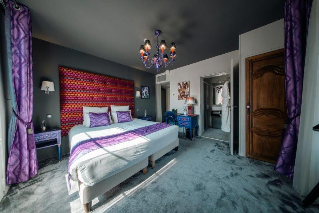 Brit Hotel Privilege Lisieux - La Villa Des Arts Zewnętrze zdjęcie