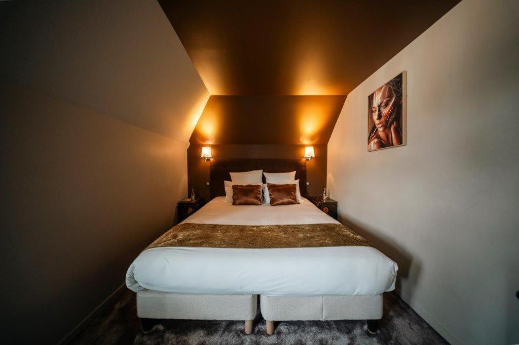 Brit Hotel Privilege Lisieux - La Villa Des Arts Zewnętrze zdjęcie