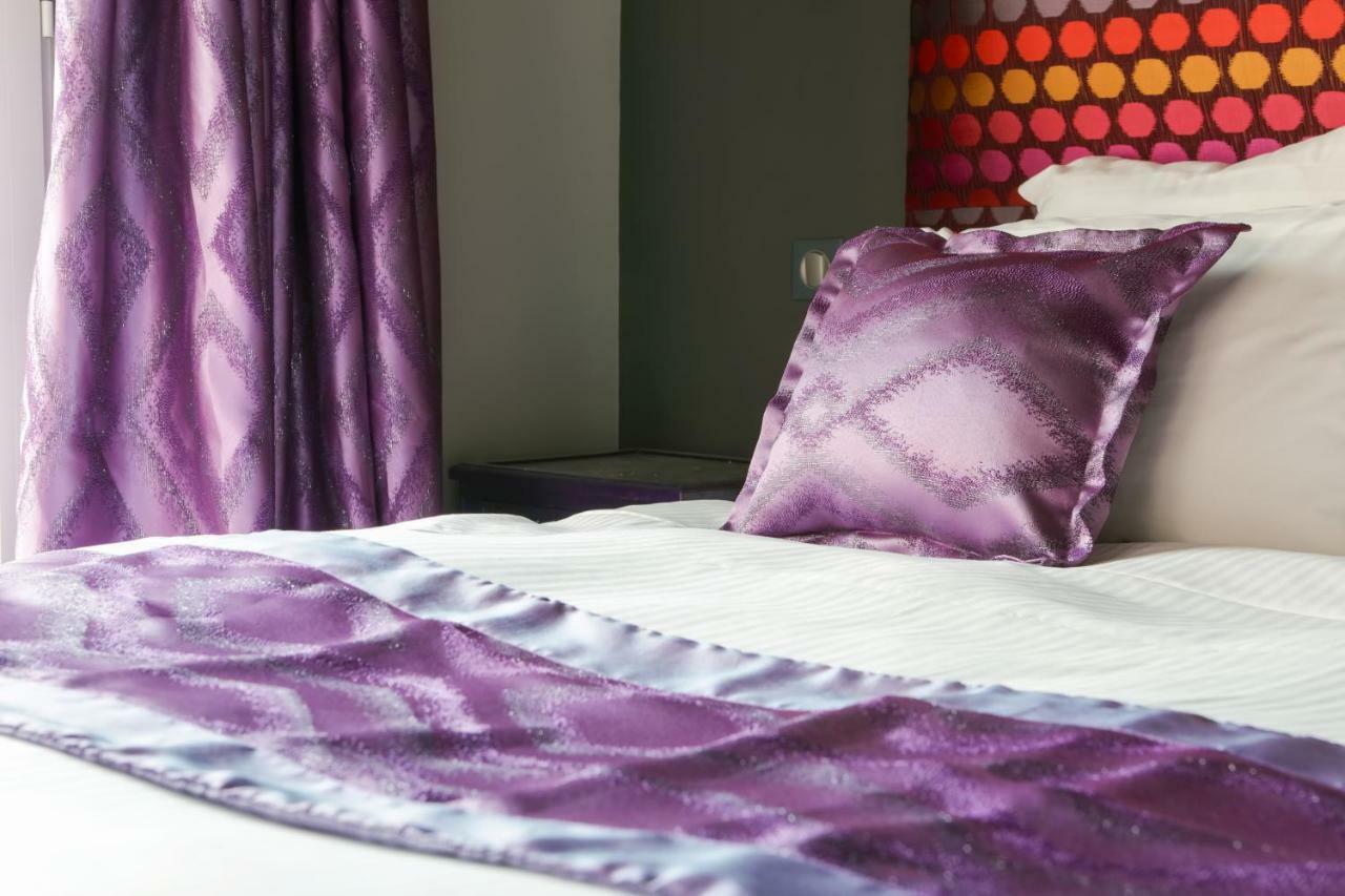 Brit Hotel Privilege Lisieux - La Villa Des Arts Zewnętrze zdjęcie