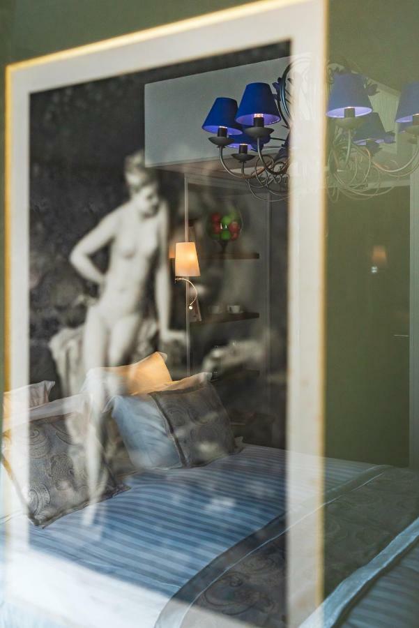 Brit Hotel Privilege Lisieux - La Villa Des Arts Zewnętrze zdjęcie